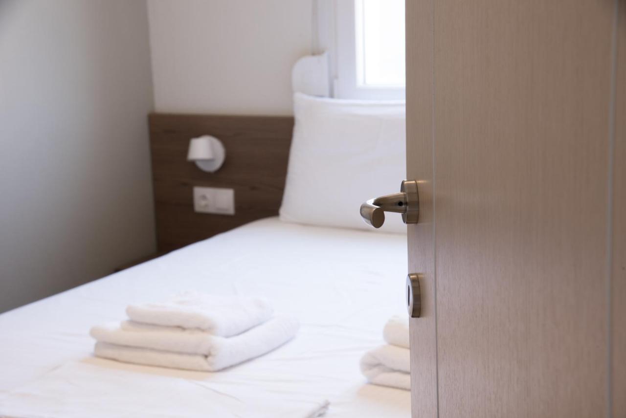 Vertigo Seaside Apartments Никити Екстериор снимка