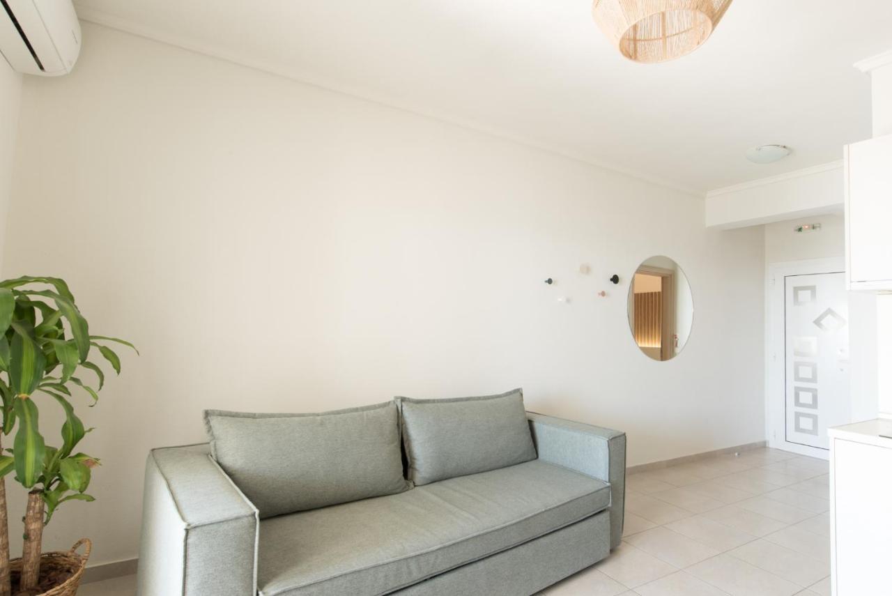Vertigo Seaside Apartments Никити Екстериор снимка